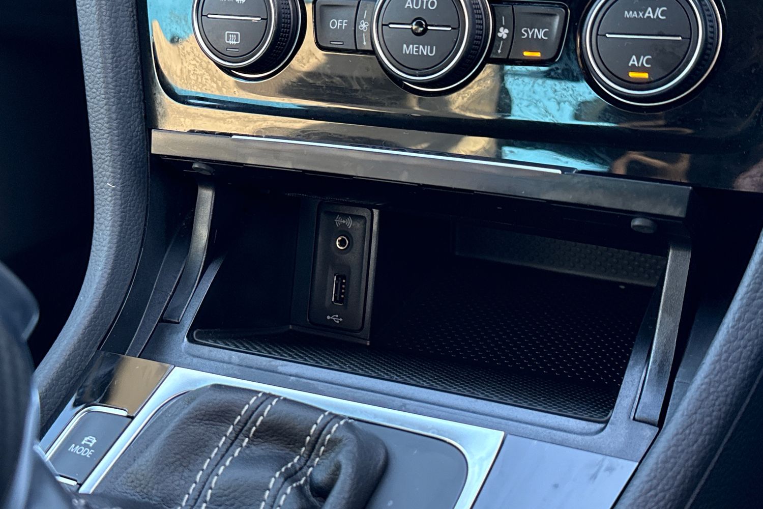 Used Volkswagen Golf 2017 for sale - 77135289: Photo 33