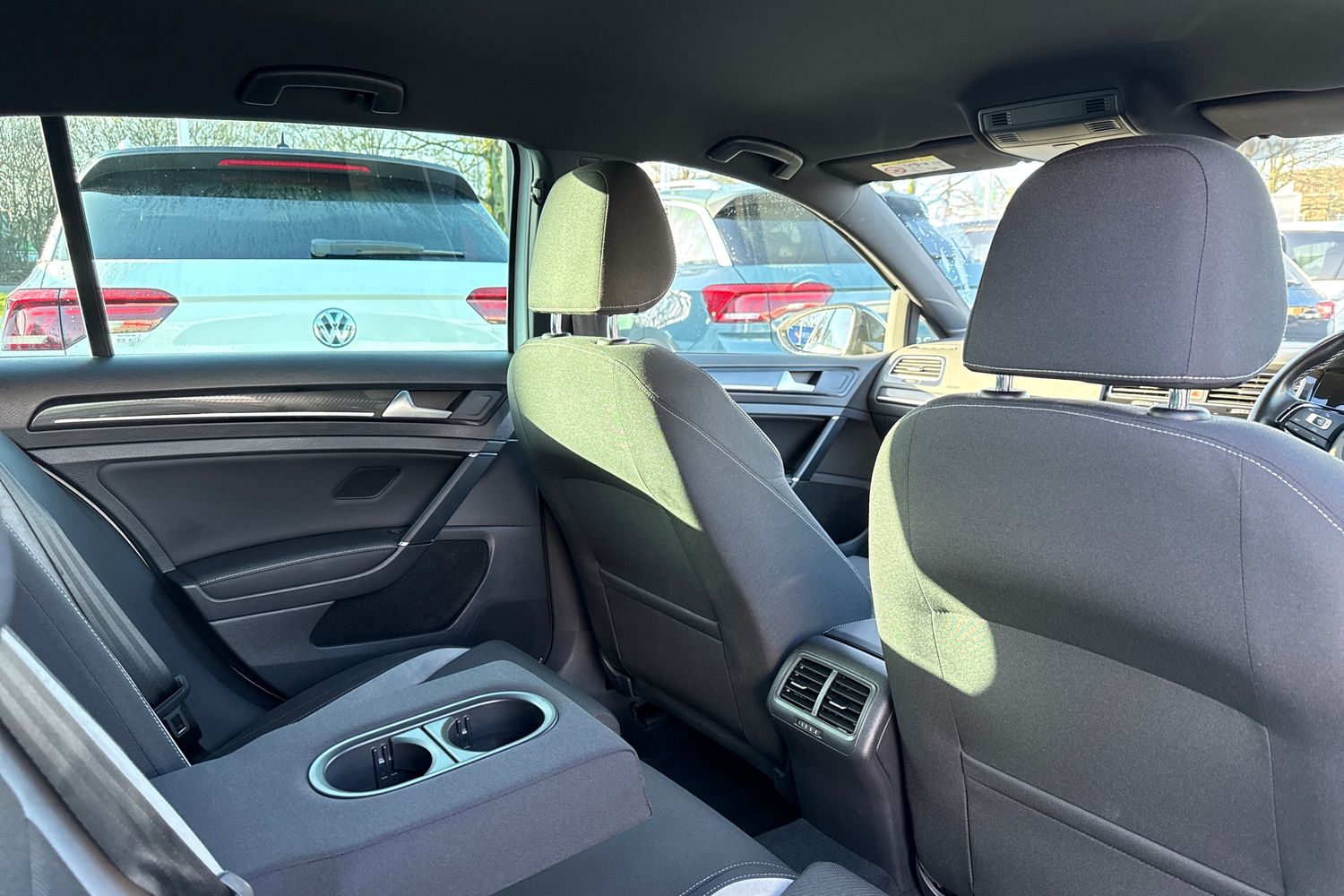 Used Volkswagen Golf 2017 for sale - 77135289: Photo 35