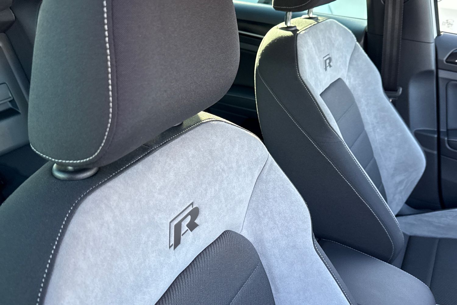 Used Volkswagen Golf 2017 for sale - 77135289: Photo 36