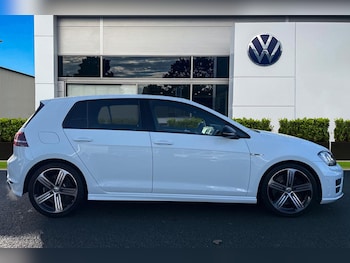 Used Volkswagen Golf 2017 for sale - 77135289: Photo