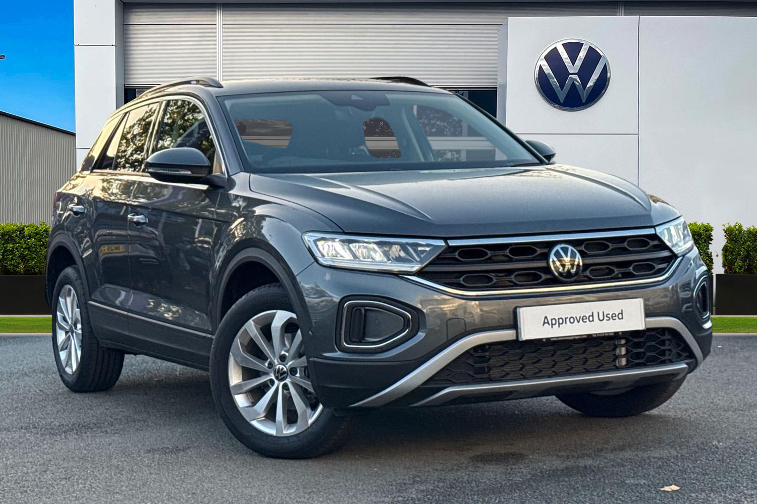 Used Volkswagen T-Roc 2025 for sale - 76411758: Photo 1