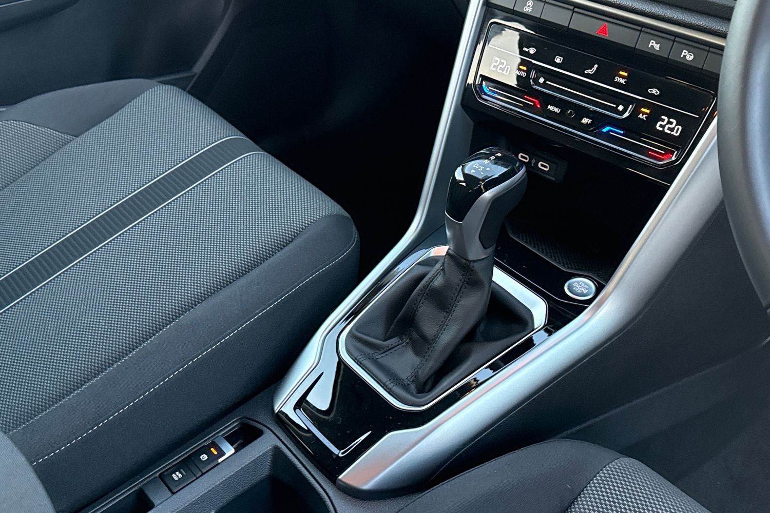 Used Volkswagen T-Roc 2025 for sale - 76411758: Photo 23