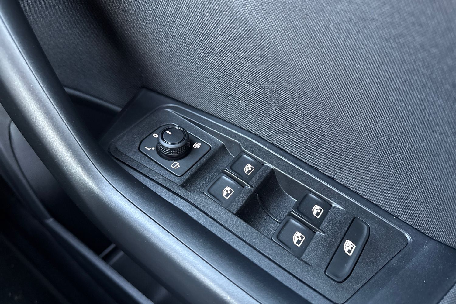 Used Volkswagen T-Roc 2025 for sale - 76411758: Photo 25