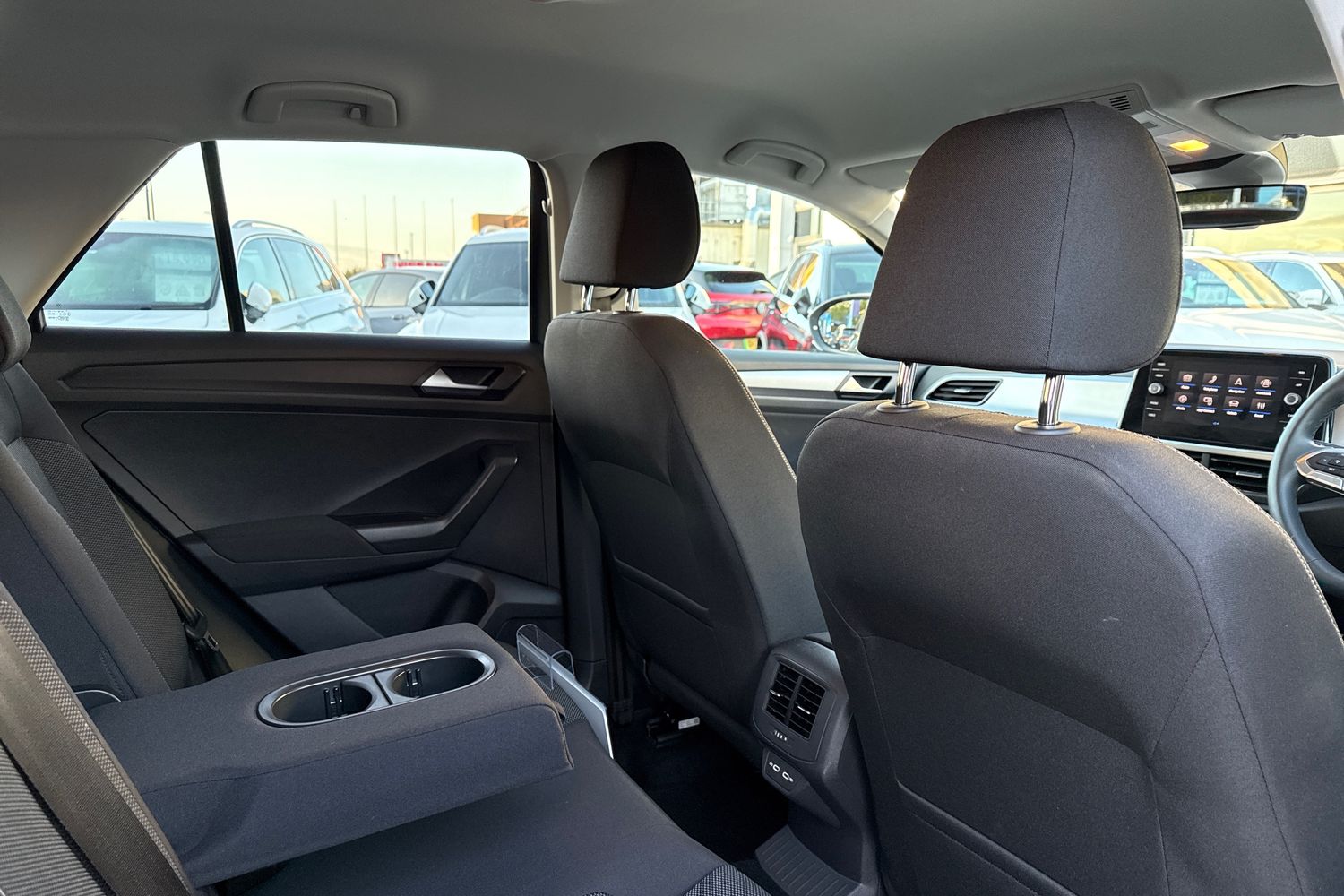 Used Volkswagen T-Roc 2025 for sale - 76411758: Photo 34