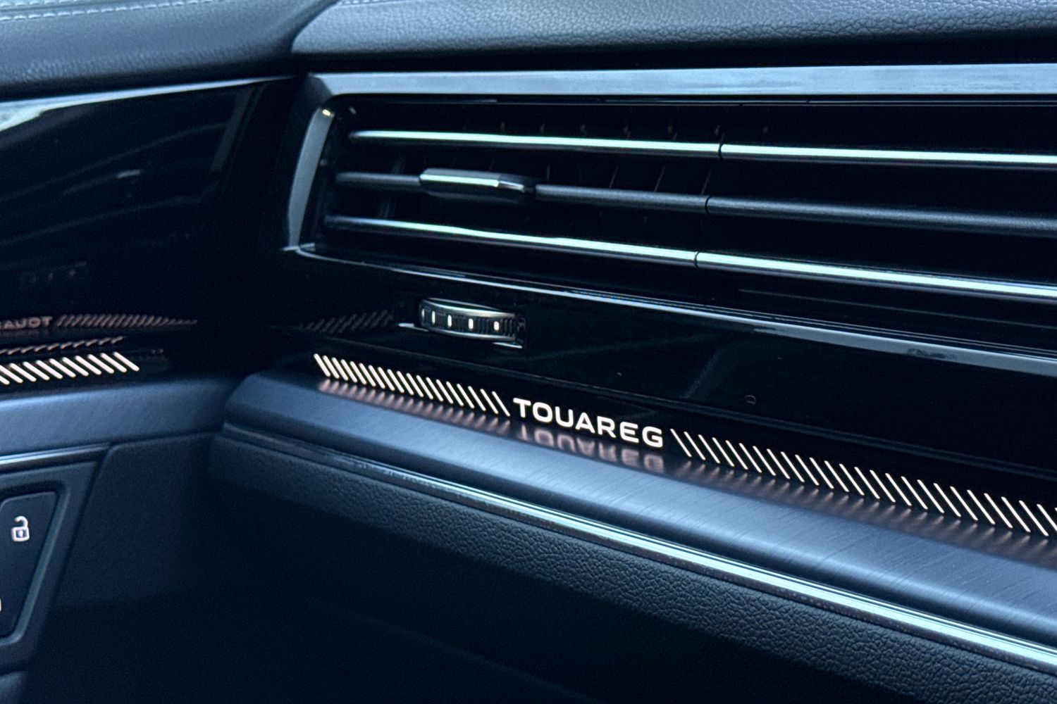 Used Volkswagen Touareg 2025 for sale - 77179222: Photo 40