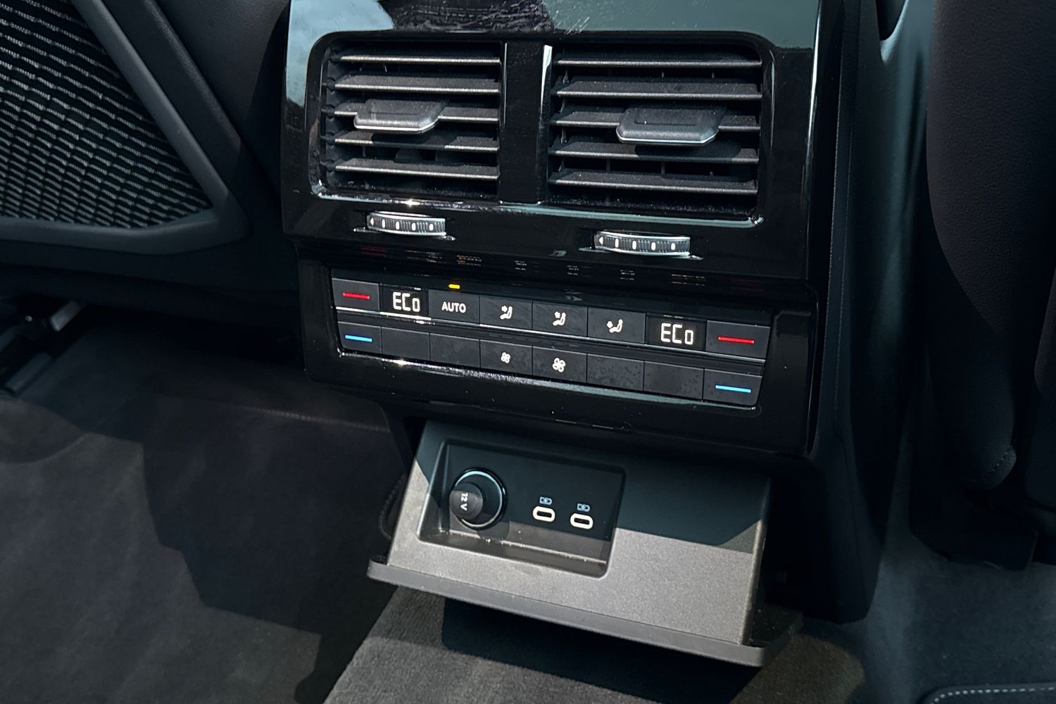 Used Volkswagen Touareg 2025 for sale - 77179222: Photo 43