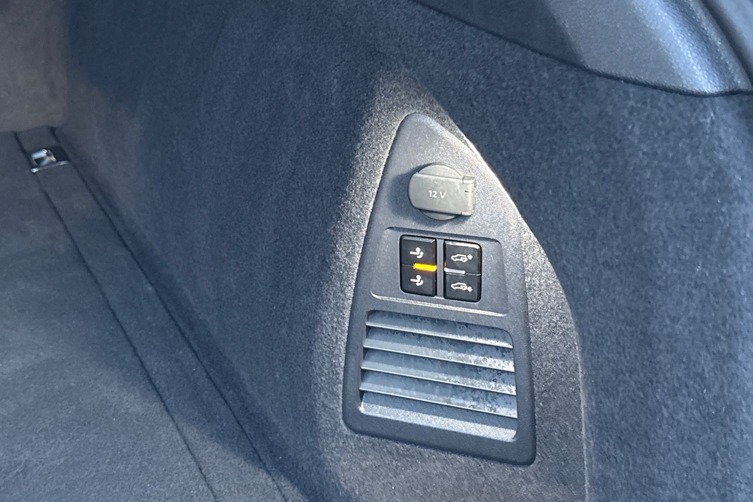 Used Volkswagen Touareg 2025 for sale - 77179222: Photo 46