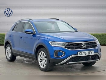 Used Volkswagen T-Roc 2025 for sale - 79217409: Photo