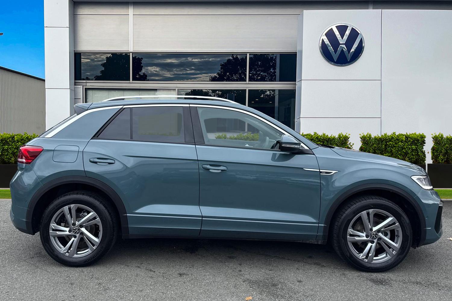 Used Volkswagen T-Roc 2025 for sale - 76469323: Photo 3