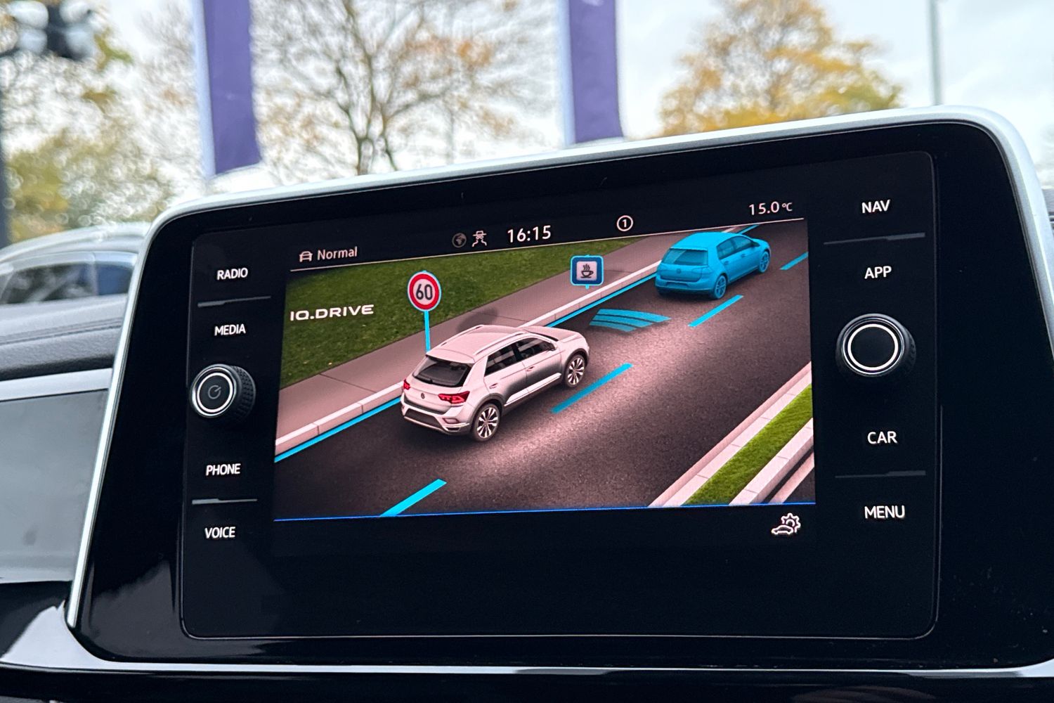 Used Volkswagen T-Roc 2025 for sale - 76469323: Photo 31