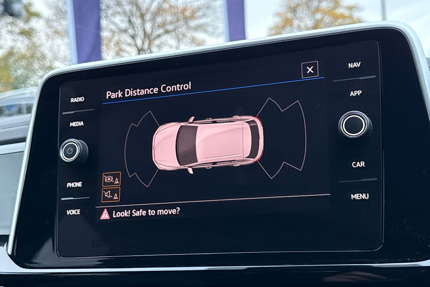 Used Volkswagen T-Roc 2025 for sale - 76469323: Photo 32