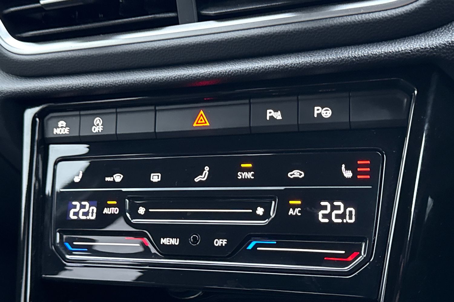 Used Volkswagen T-Roc 2025 for sale - 76469323: Photo 34