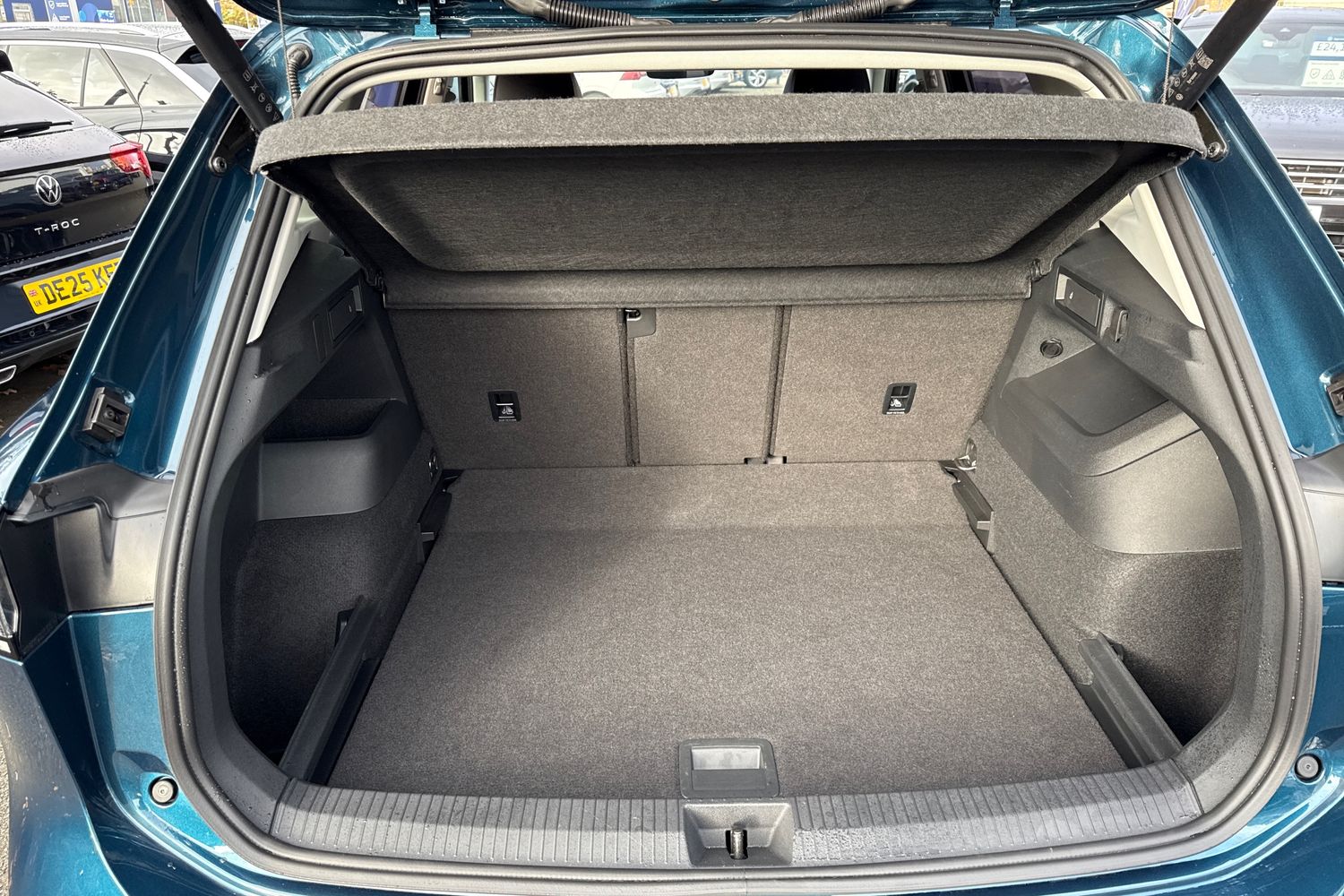 Used Volkswagen Tiguan 2025 for sale - 76739698: Photo 6