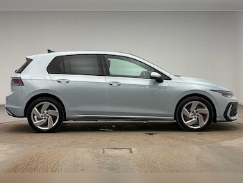 Used Volkswagen Golf 2026 for sale - 79206774: Photo
