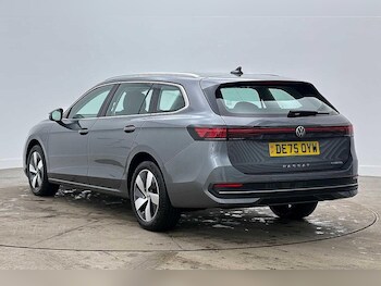 Used Volkswagen Passat 2025 for sale - 78421913: Photo