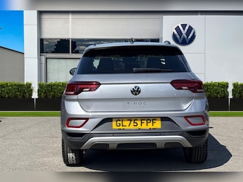 Used Volkswagen T-Roc 2025 for sale - 79503528: Photo