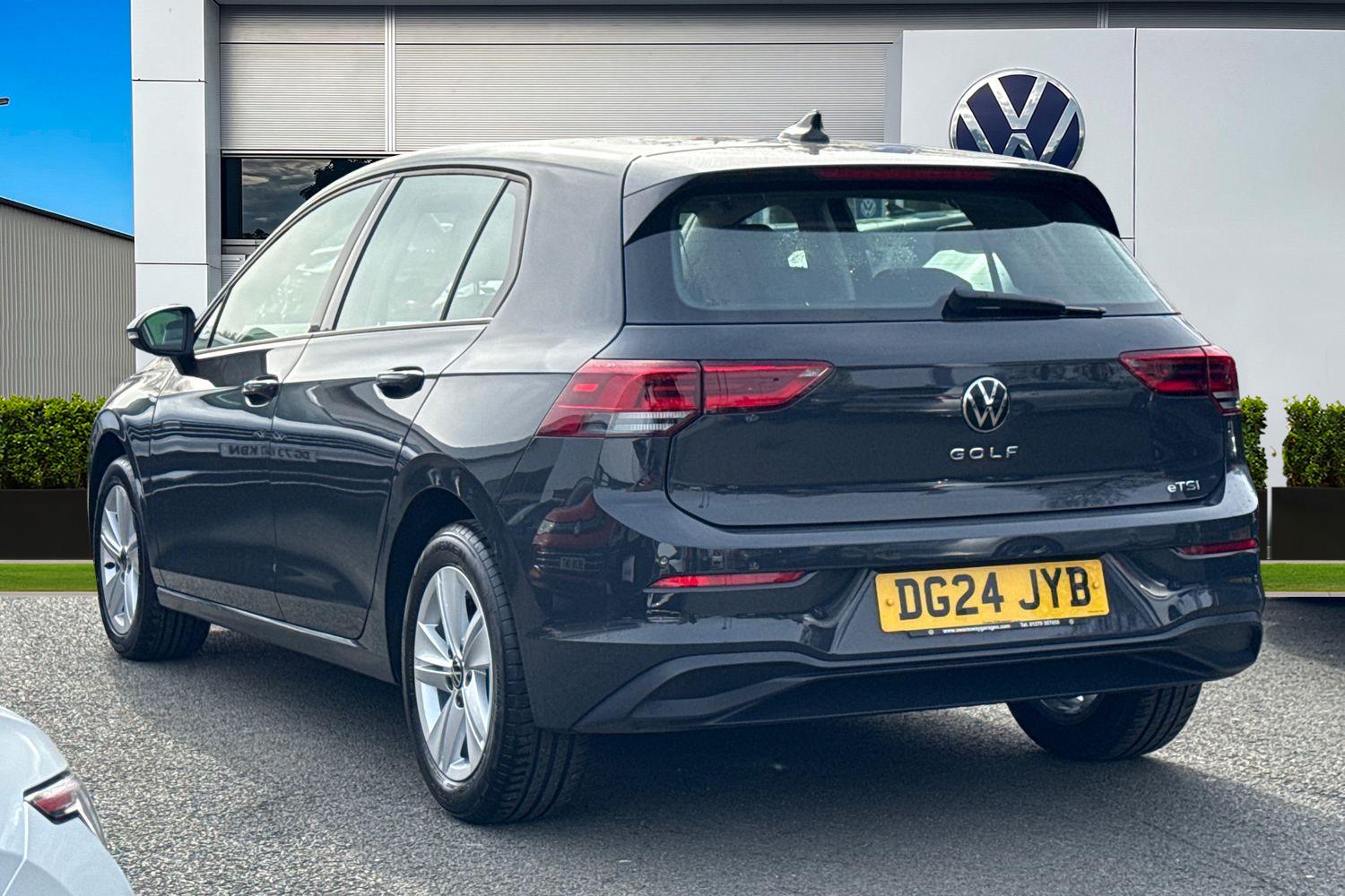 Used Volkswagen Golf 2024 for sale - 77963422: Photo 2