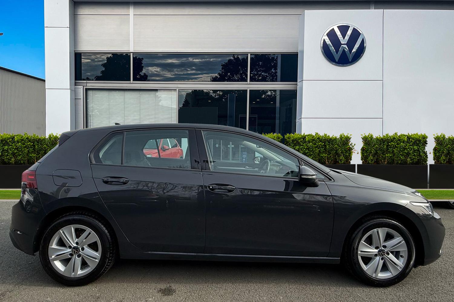 Used Volkswagen Golf 2024 for sale - 77963422: Photo 3