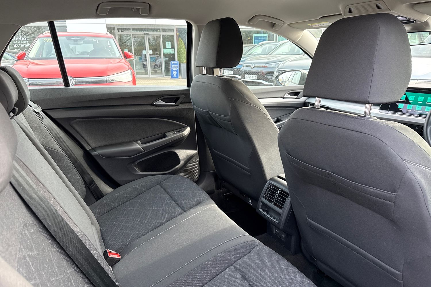 Used Volkswagen Golf 2024 for sale - 77963422: Photo 33