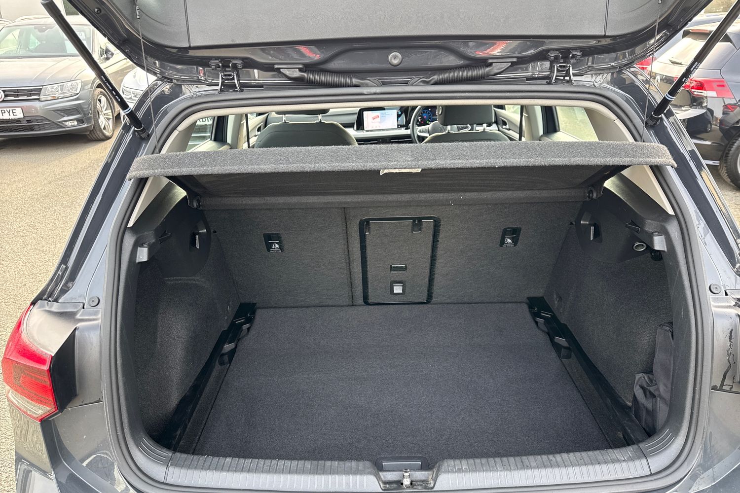 Used Volkswagen Golf 2024 for sale - 77963422: Photo 7