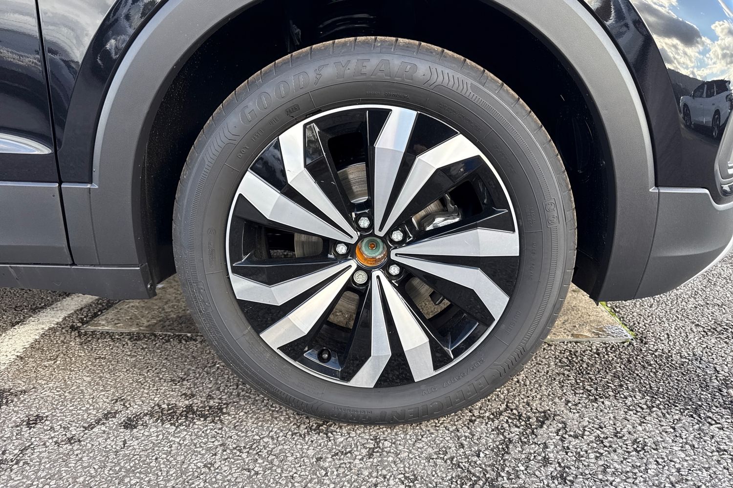 Used Volkswagen T-Cross 2025 for sale - 76374775: Photo 12
