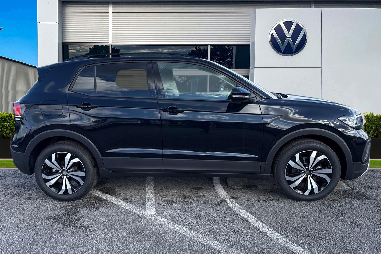 Used Volkswagen T-Cross 2025 for sale - 76374775: Photo 3