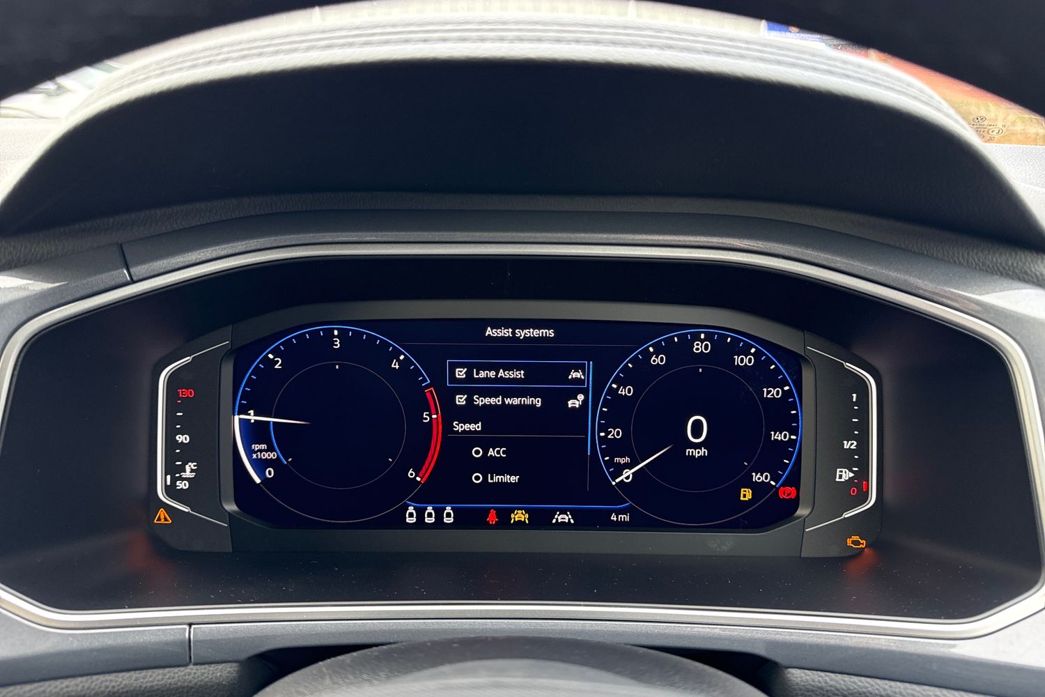 Used Volkswagen T-Roc 2025 for sale - 76805250: Photo 32