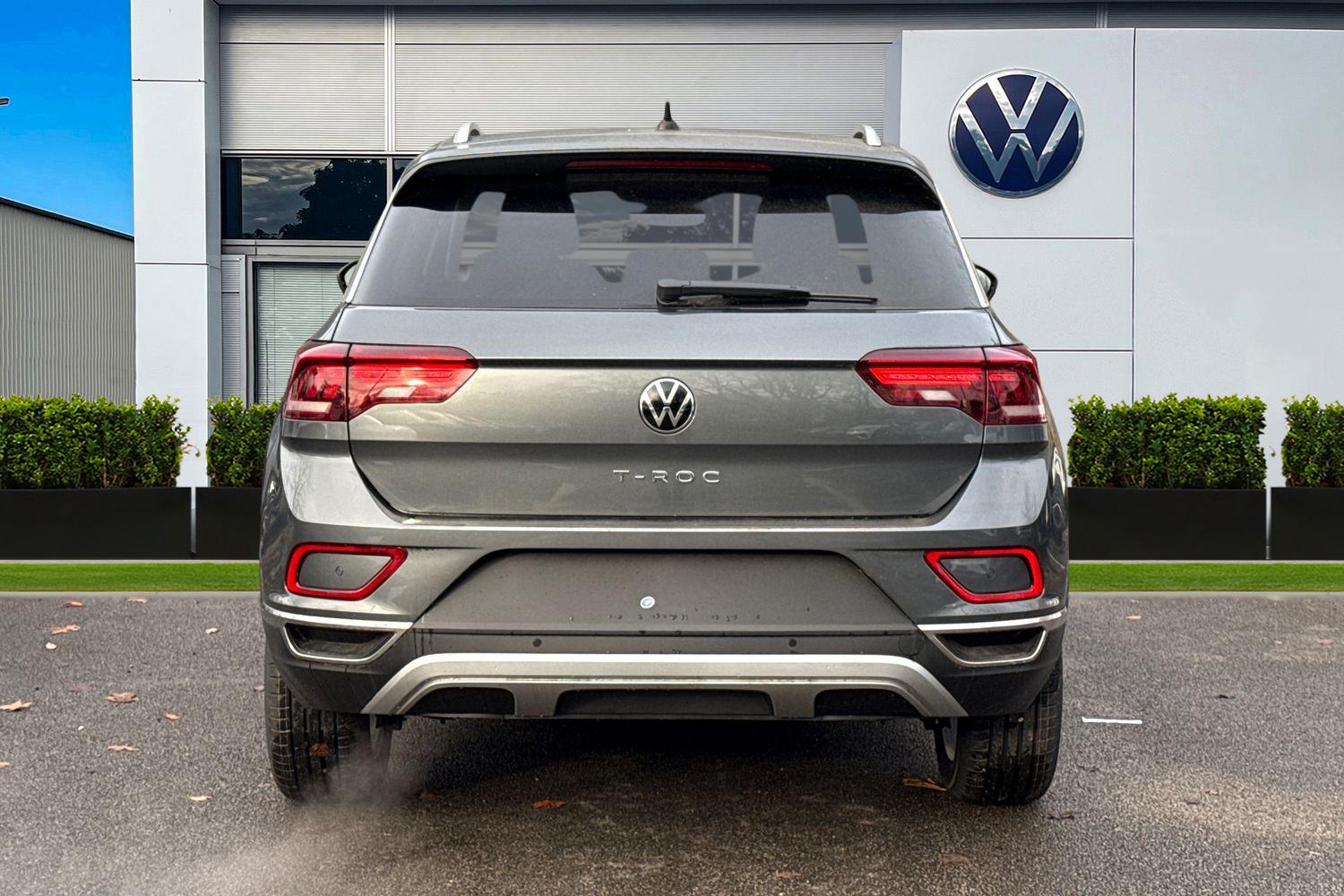 Used Volkswagen T-Roc 2025 for sale - 76805250: Photo 4