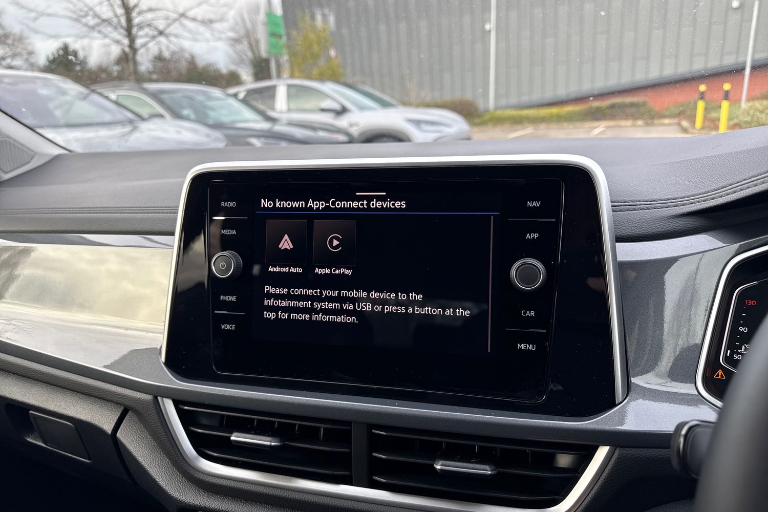 Used Volkswagen T-Roc 2025 for sale - 76805250: Photo 44