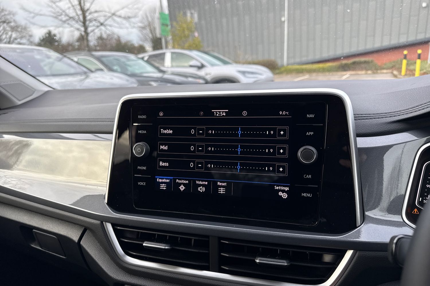 Used Volkswagen T-Roc 2025 for sale - 76805250: Photo 46