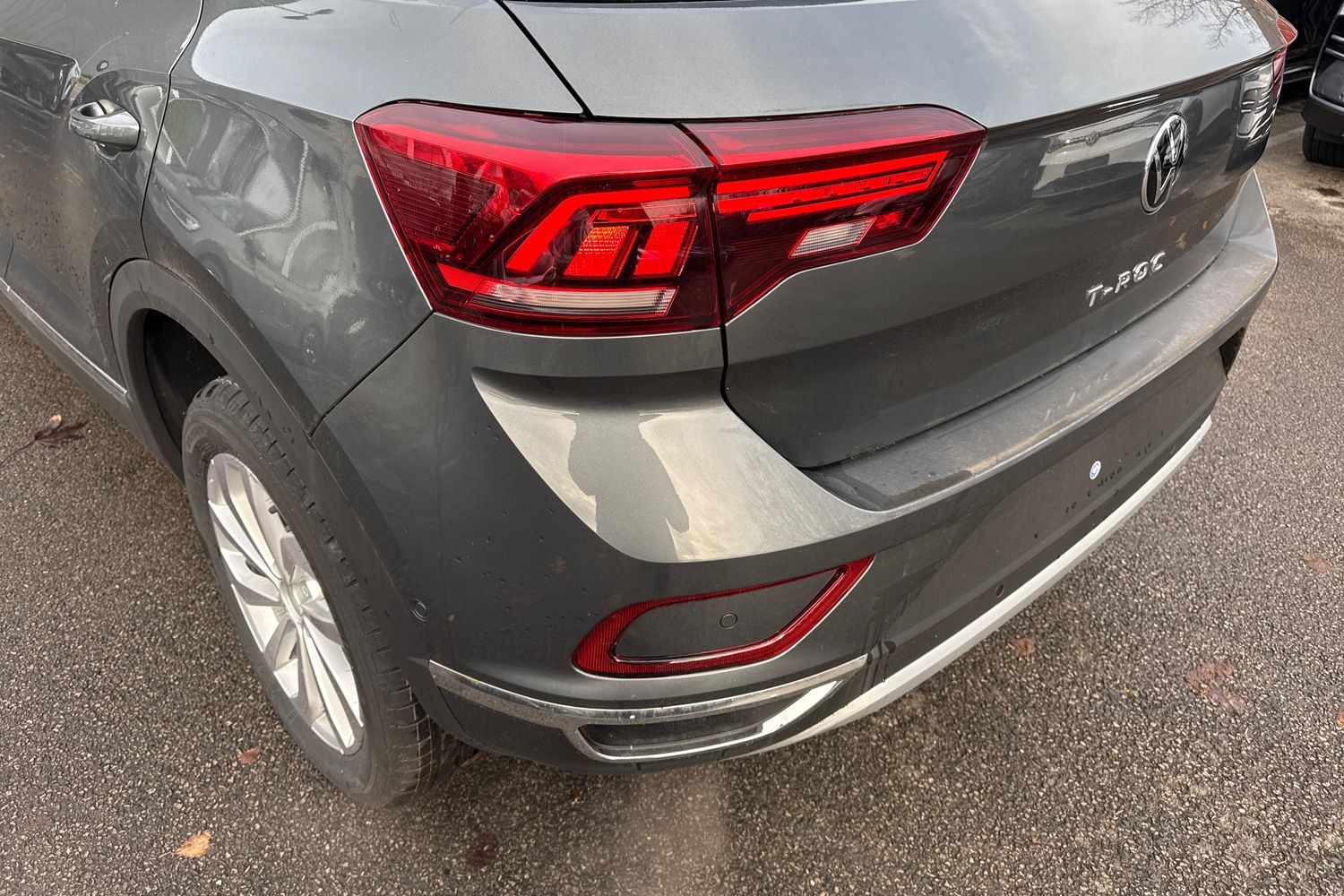 Used Volkswagen T-Roc 2025 for sale - 76805250: Photo 7