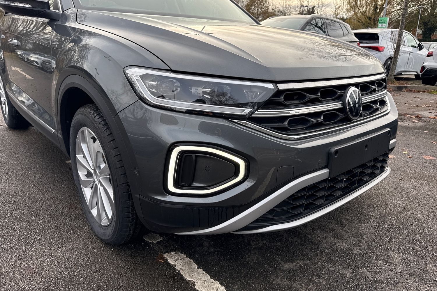 Used Volkswagen T-Roc 2025 for sale - 76805250: Photo 8