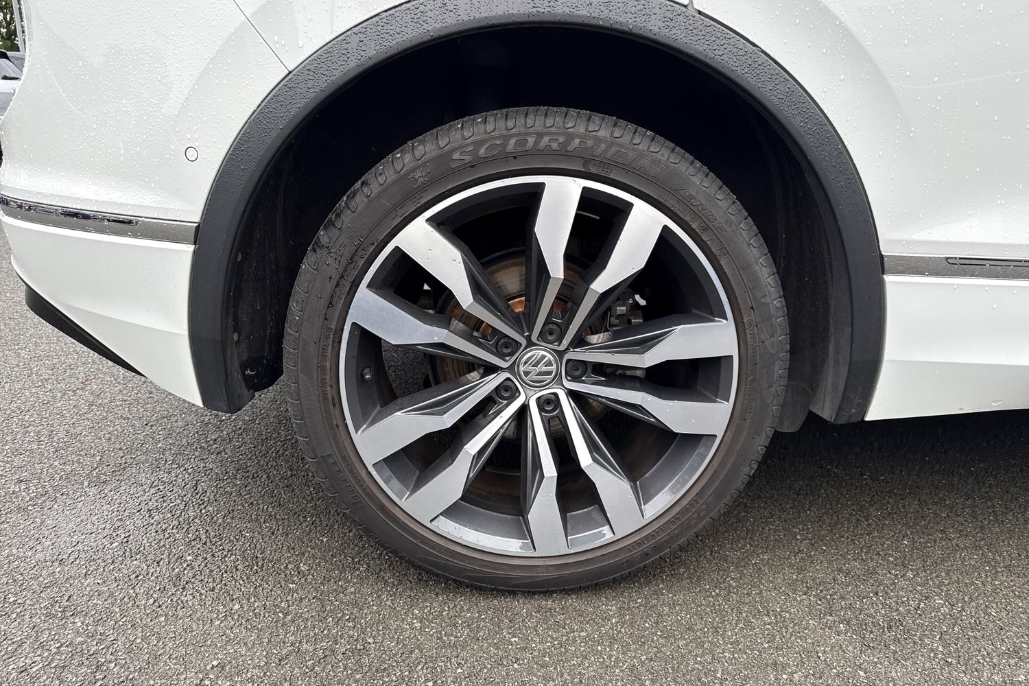 Used Volkswagen Tiguan 2020 for sale - 76207127: Photo 10