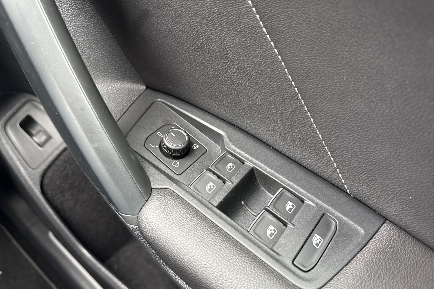 Used Volkswagen Tiguan 2020 for sale - 76207127: Photo 24