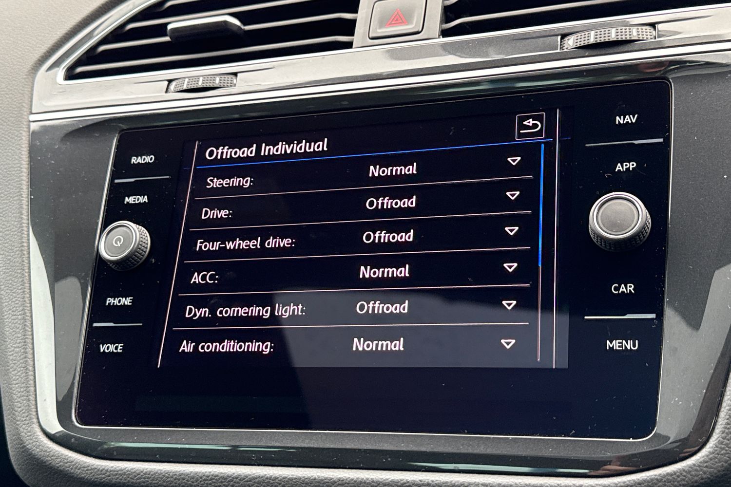Used Volkswagen Tiguan 2020 for sale - 76207127: Photo 34
