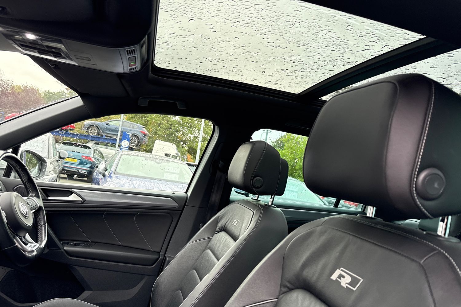 Used Volkswagen Tiguan 2020 for sale - 76207127: Photo 48
