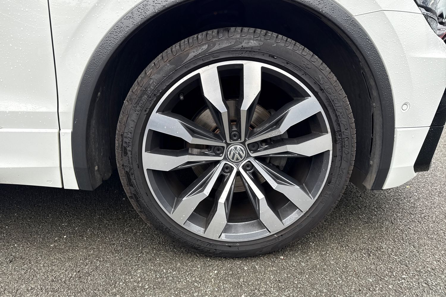 Used Volkswagen Tiguan 2020 for sale - 76207127: Photo 9