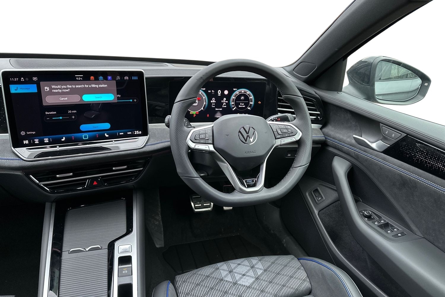 Used Volkswagen Passat 2025 for sale - 76421399: Photo 17