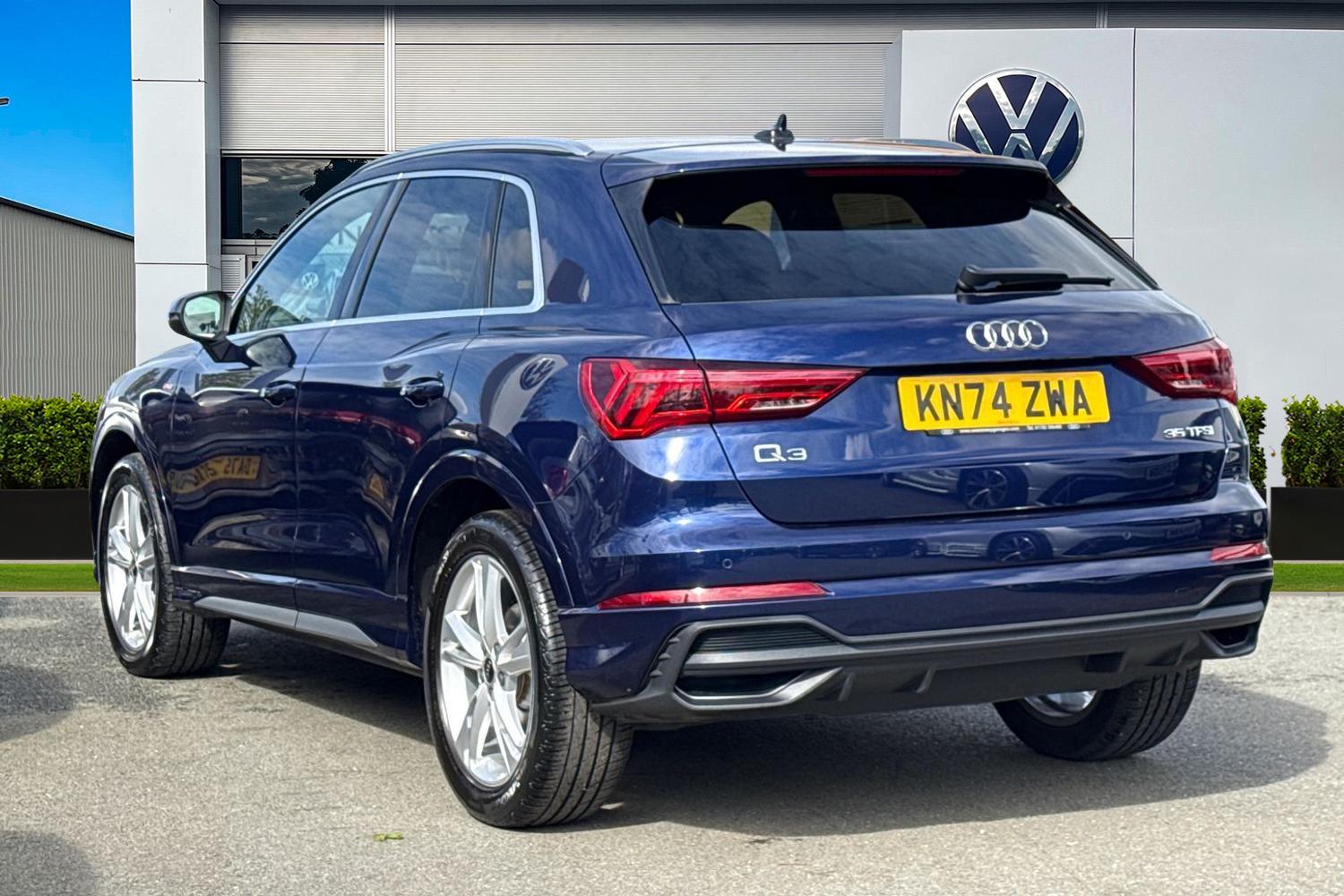 Used Audi Q3 2024 for sale - 78038204: Photo 2