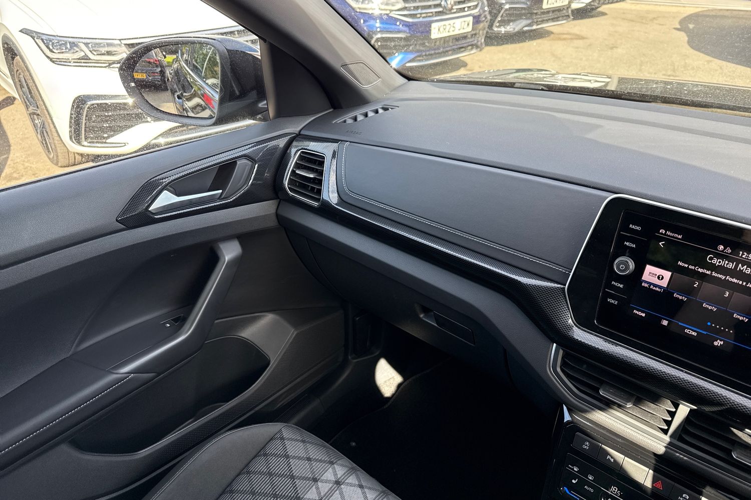 Used Volkswagen T-Cross 2024 for sale - 76185999: Photo 19