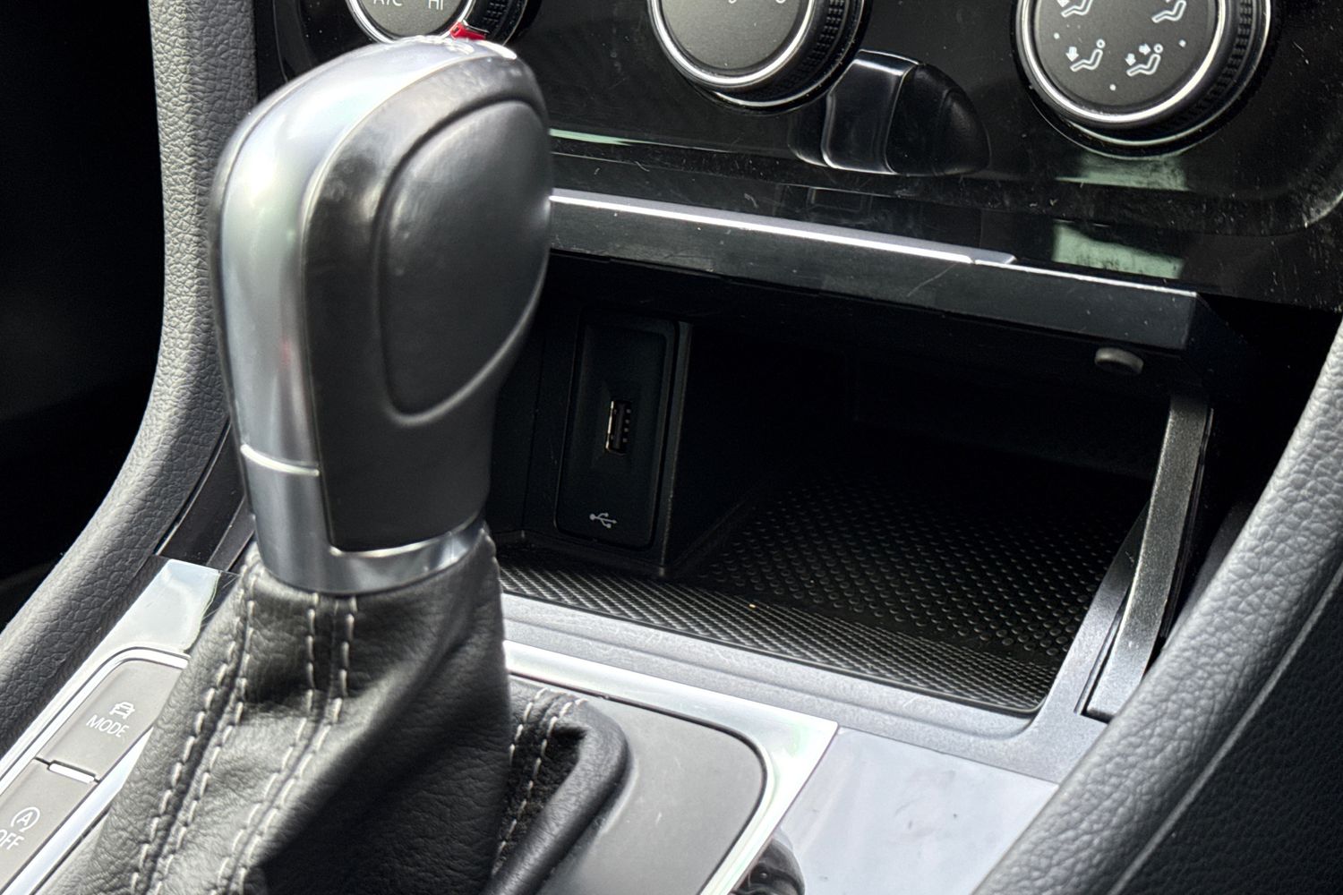 Used Volkswagen Golf 2019 for sale - 77172513: Photo 34