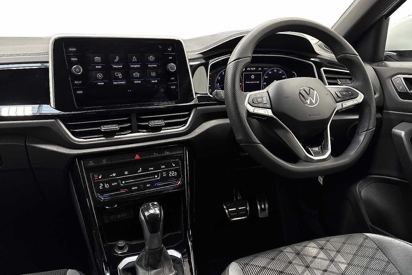 Used Volkswagen T-Roc 2025 for sale - 77287068: Photo 2