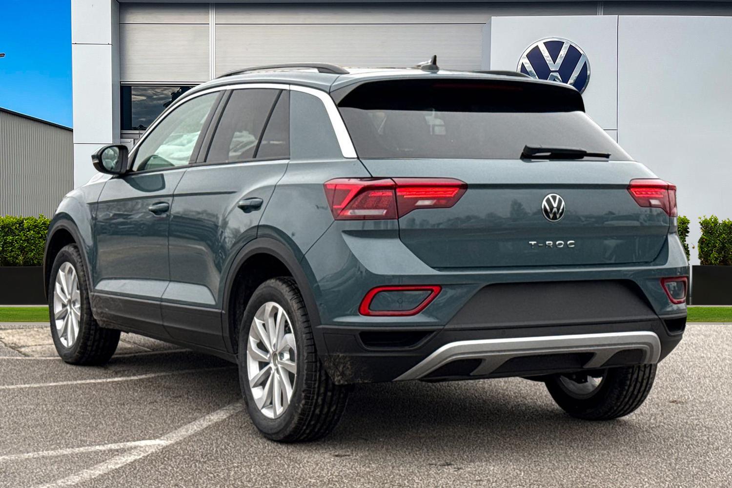 Used Volkswagen T-Roc 2026 for sale - 77649274: Photo 2