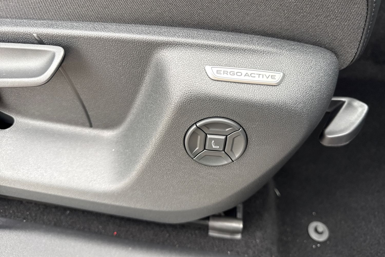 Used Volkswagen Touran 2026 for sale - 77319422: Photo 31