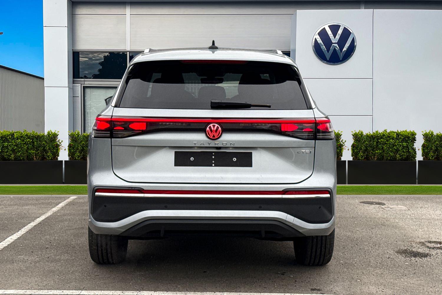 Used Volkswagen Touran 2026 for sale - 77319422: Photo 4