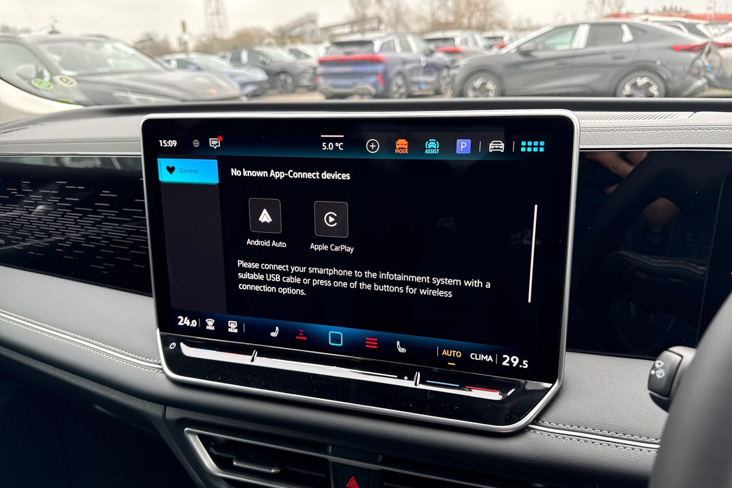 Used Volkswagen Touran 2026 for sale - 77319422: Photo 43