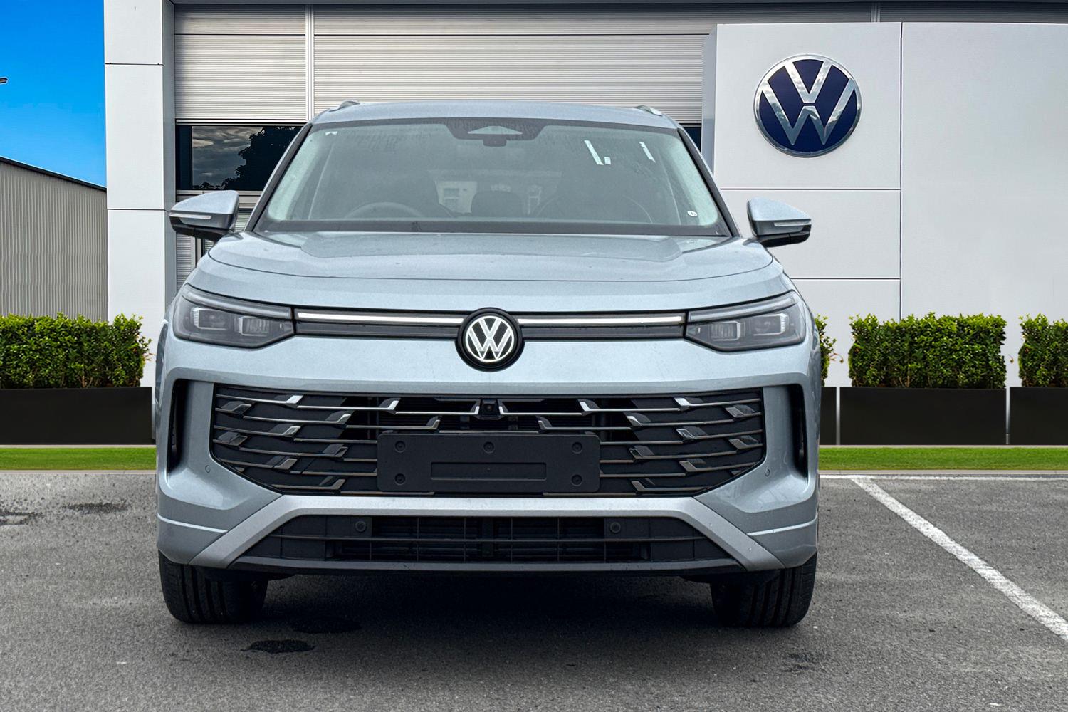 Used Volkswagen Touran 2026 for sale - 77319422: Photo 5