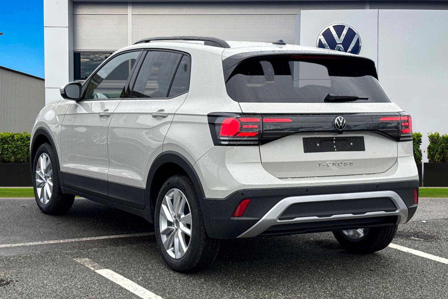 Used Volkswagen T-Cross 2025 for sale - 76495450: Photo 2