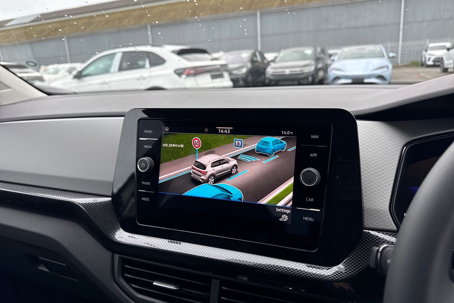 Used Volkswagen T-Cross 2025 for sale - 76495450: Photo 41