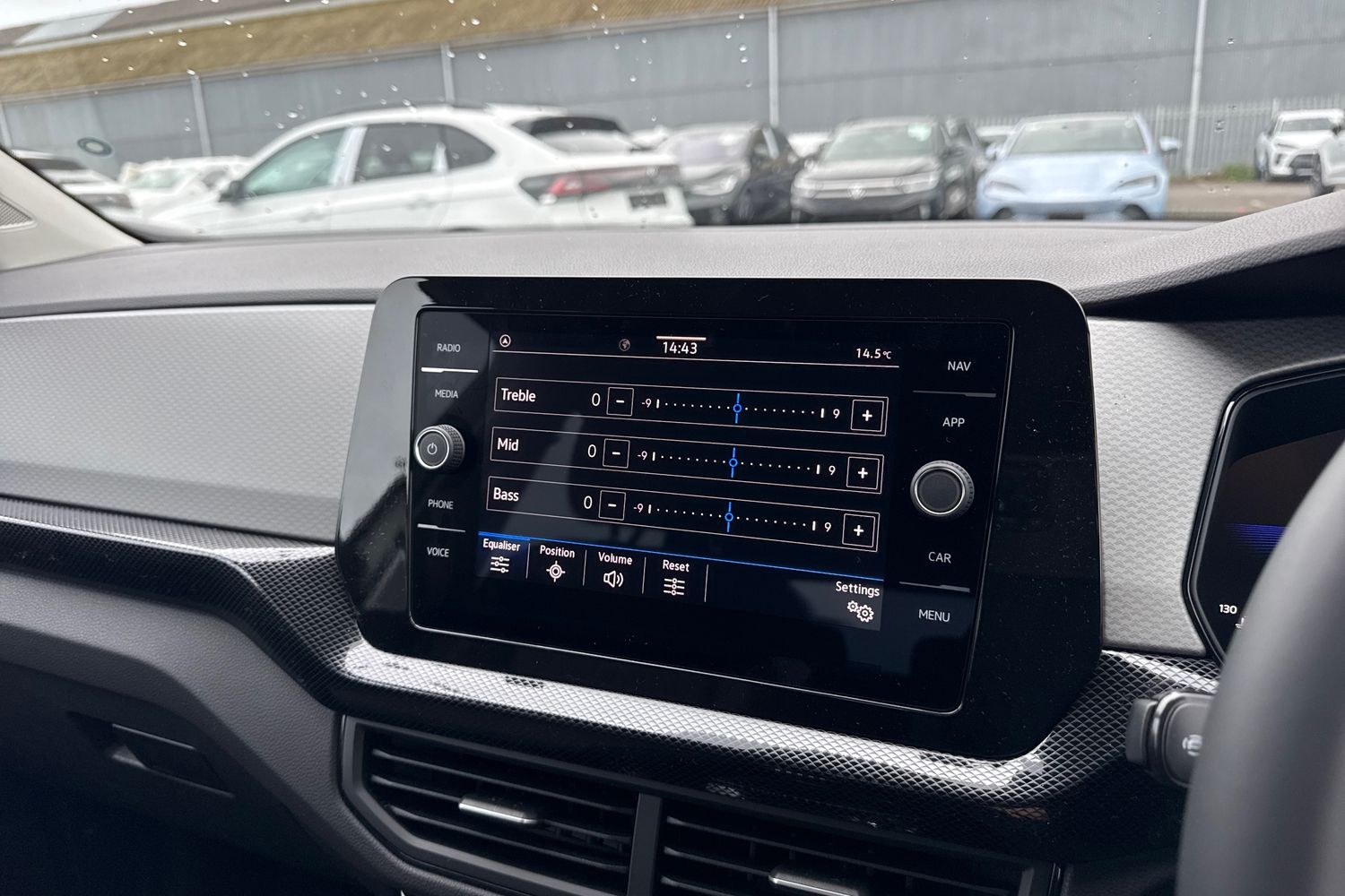 Used Volkswagen T-Cross 2025 for sale - 76495450: Photo 43